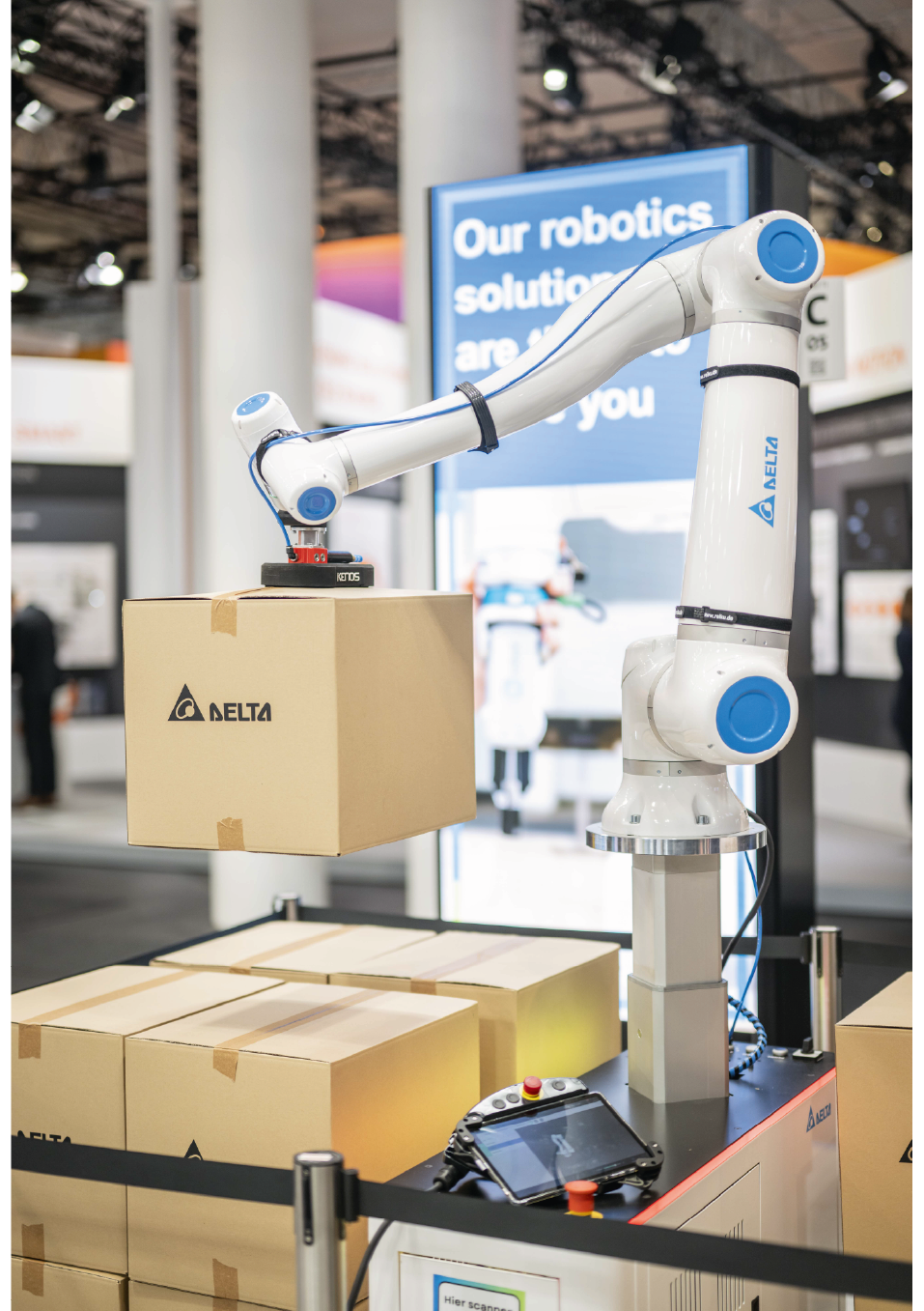 LINAK Elevate LC3 - view 3