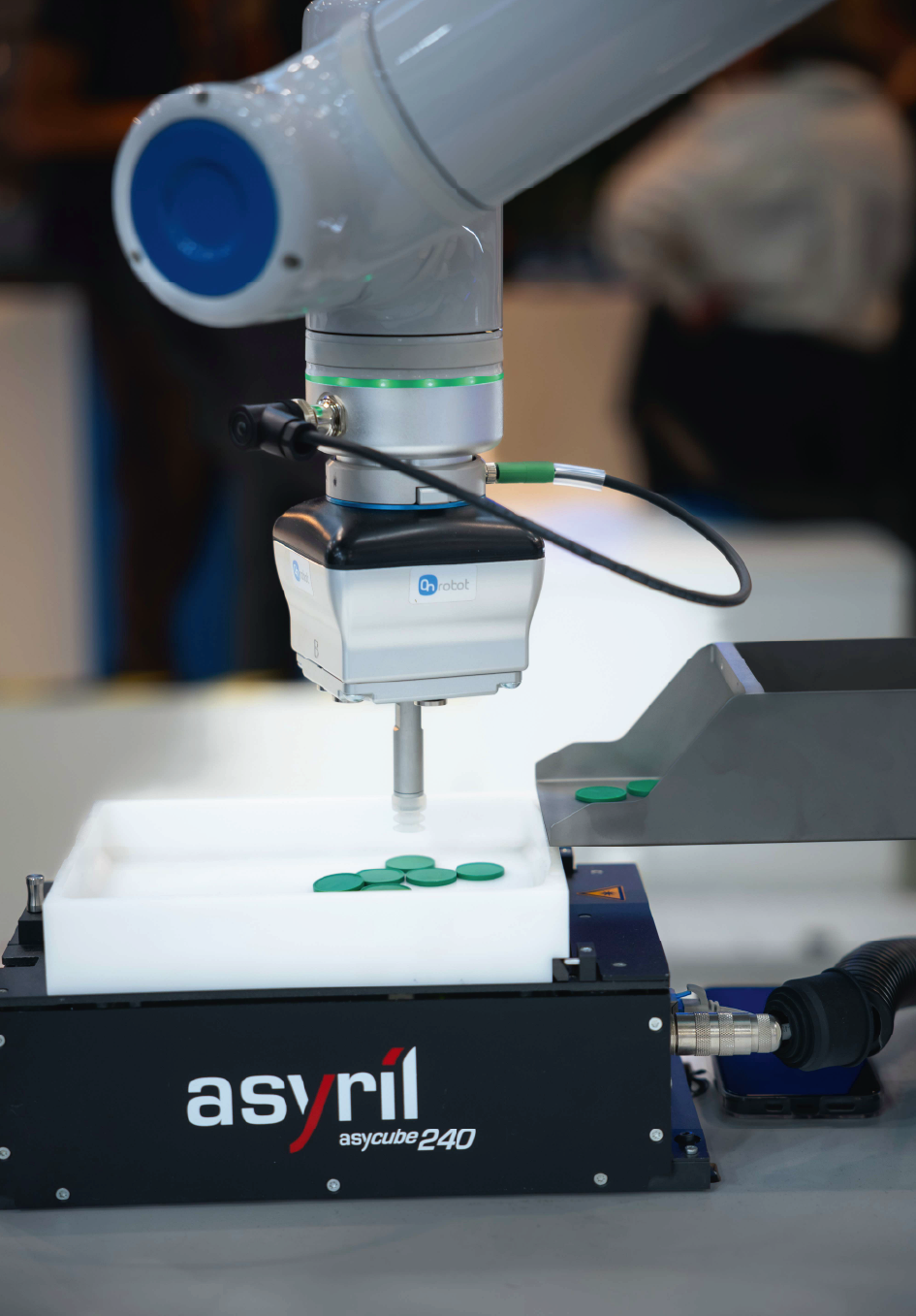 Asyril feeding system - view 2